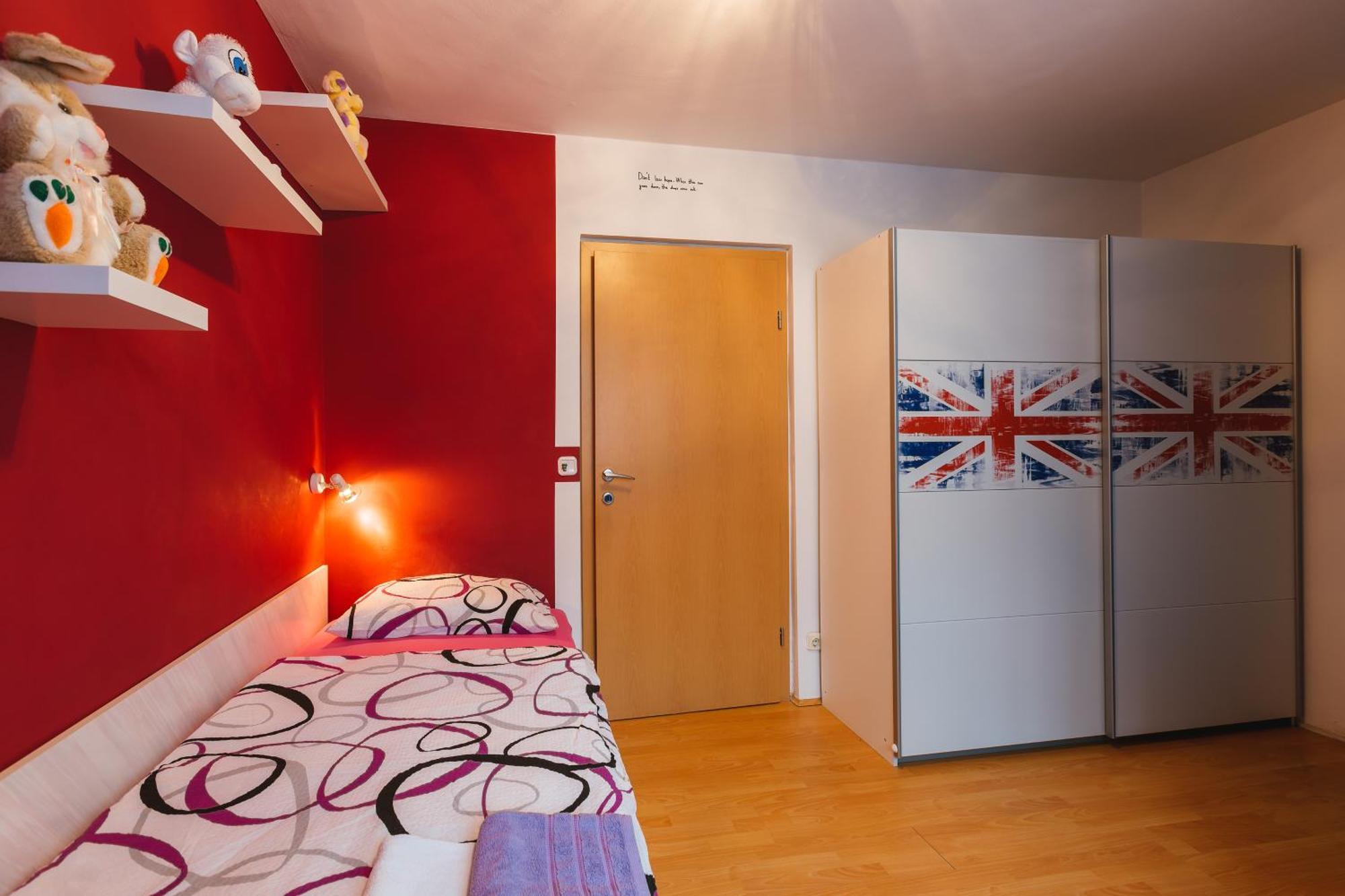 Apartments Lake Bohinj Medja Habitación foto